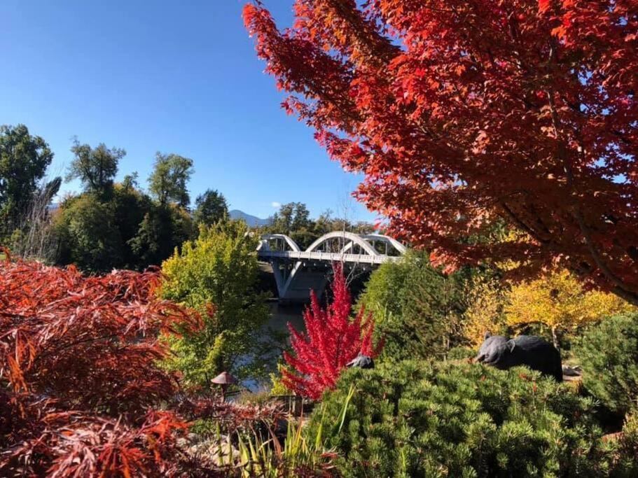 Bear Mountain - Suite 8 Grants Pass Esterno foto